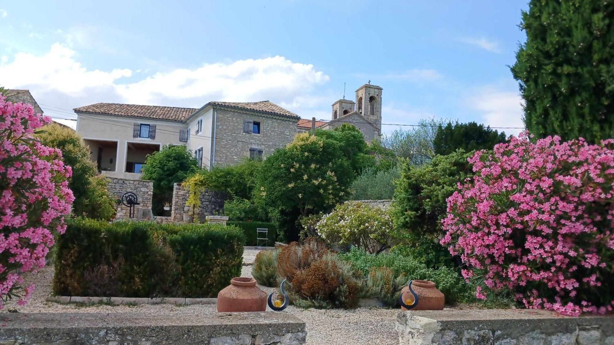 Une Nuit Au Village - Chambre D'Hotes De Charme Orgnac-l'Aven Bagian luar foto